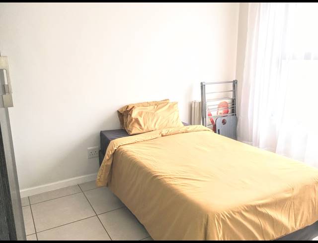 2 BEDROOM APARTMENT FOR SALE IN OLIVEDALE